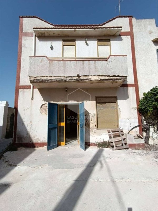 casa indipendente in vendita a Marsala