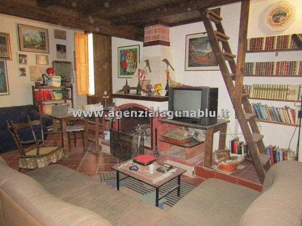 casa indipendente in vendita a Marsala