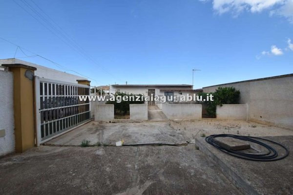 casa indipendente in vendita a Marsala