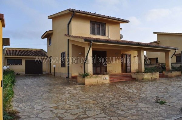 casa indipendente in vendita a Marsala