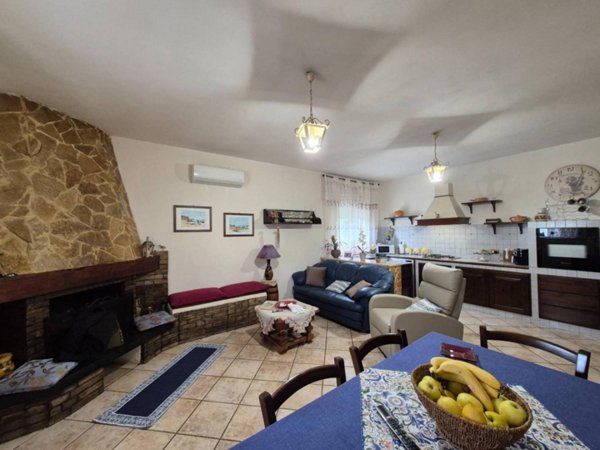casa indipendente in vendita a Marsala