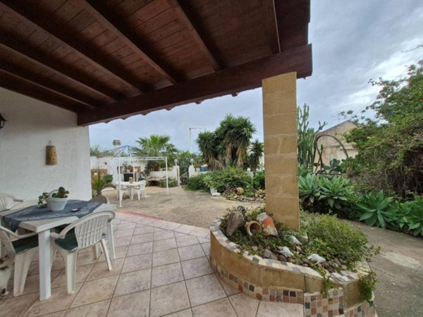 casa indipendente in vendita a Marsala
