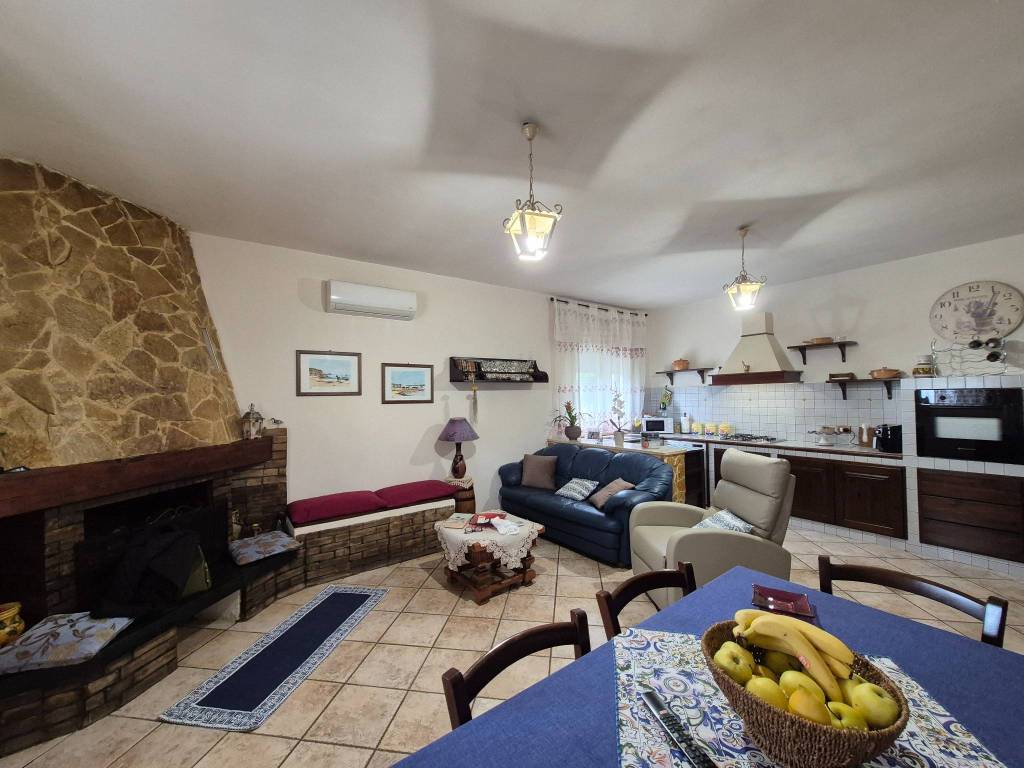 casa indipendente in vendita a Marsala