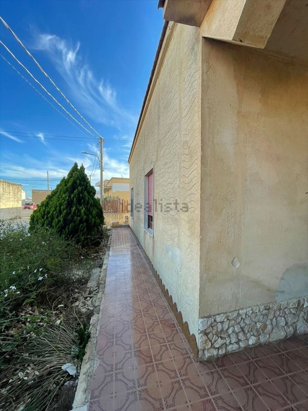casa indipendente in vendita a Marsala