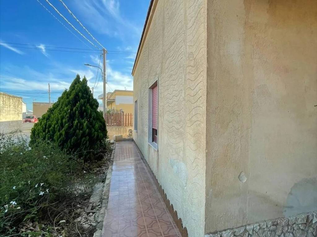 casa indipendente in vendita a Marsala