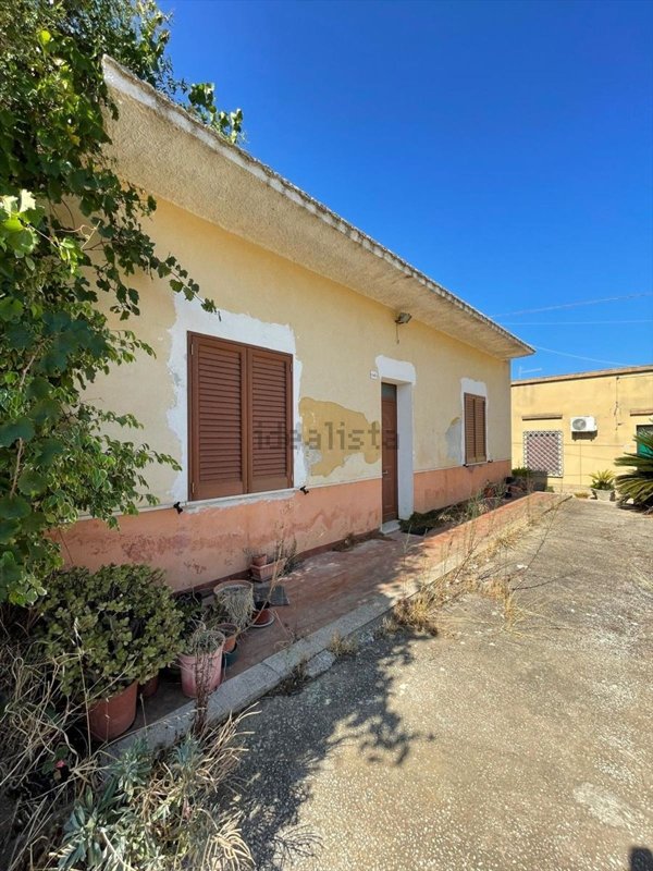 casa indipendente in vendita a Marsala