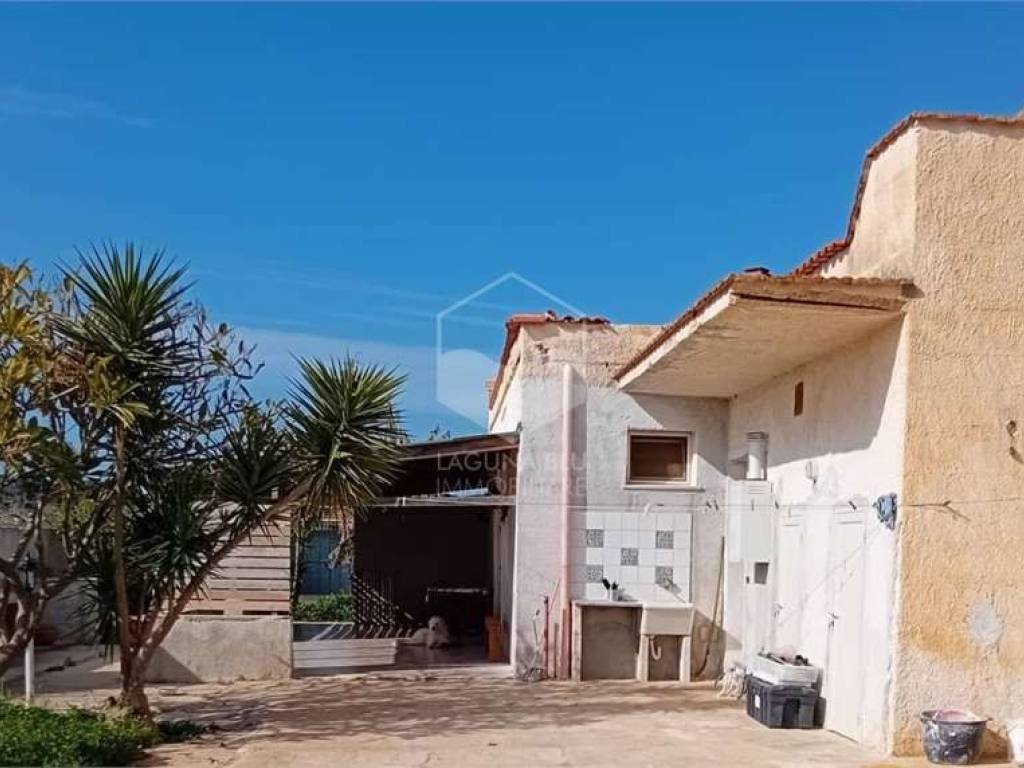 casa indipendente in vendita a Marsala in zona Ranna