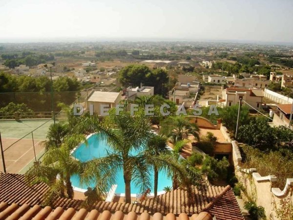 casa indipendente in vendita a Marsala