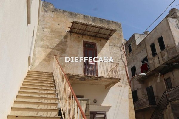 appartamento in vendita a Marsala in zona Centro Storico