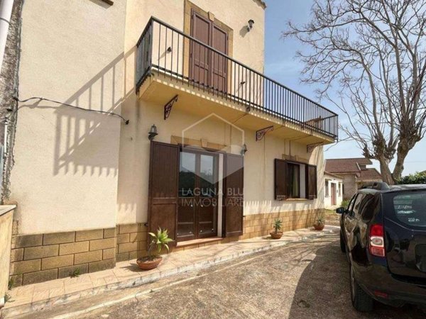 casa indipendente in vendita a Marsala