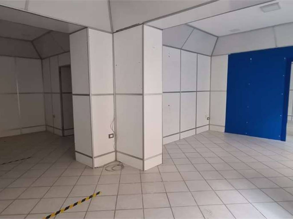 negozio in vendita a Marsala