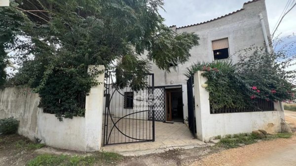 casa indipendente in vendita a Marsala