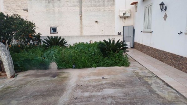 casa indipendente in vendita a Marsala