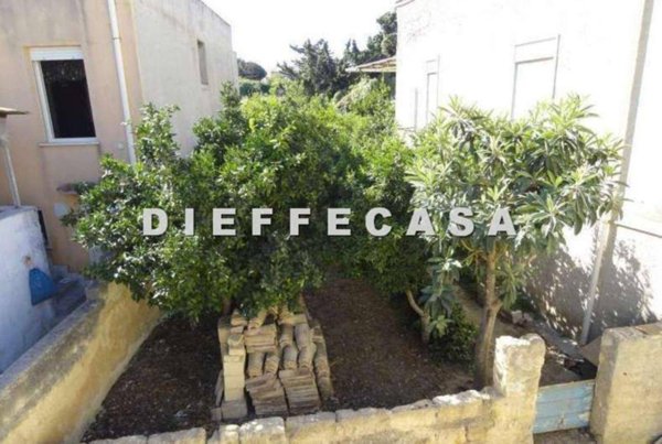 casa indipendente in vendita a Marsala