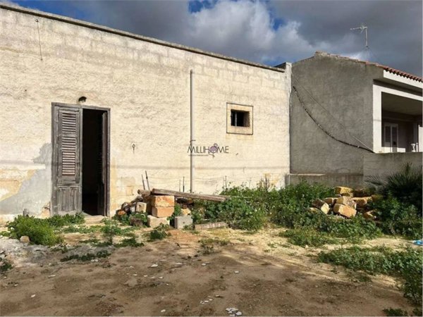 casa indipendente in vendita a Marsala
