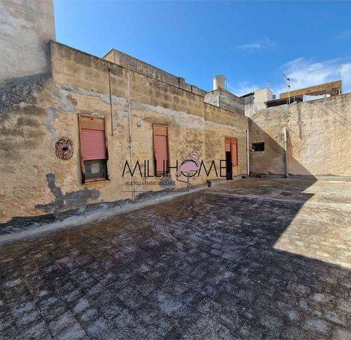 casa indipendente in vendita a Marsala in zona Centro Storico