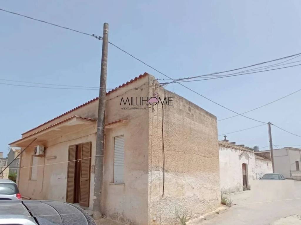 casa indipendente in vendita a Marsala