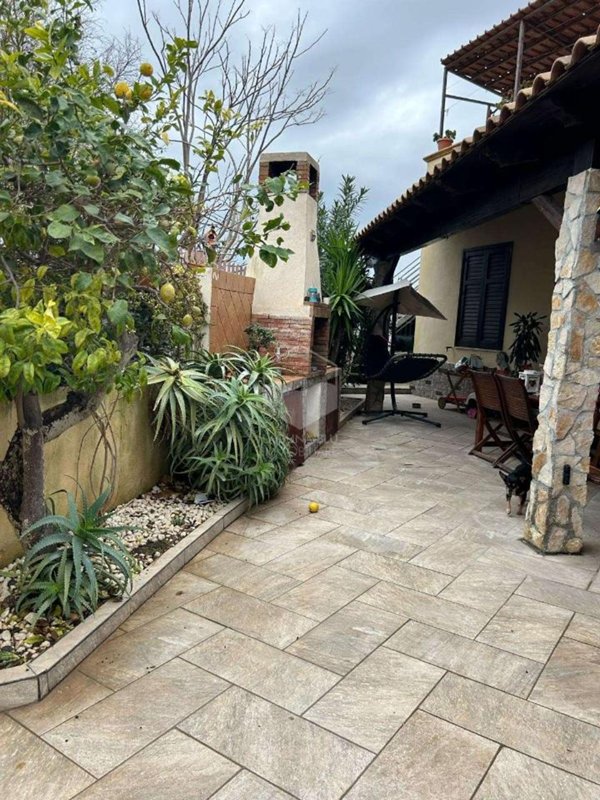 casa indipendente in vendita a Marsala