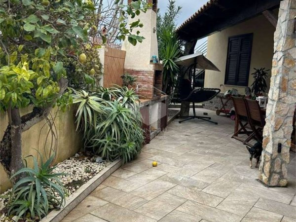 casa indipendente in vendita a Marsala