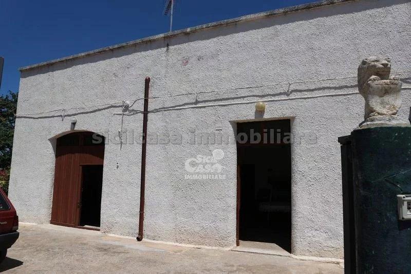 casa indipendente in vendita a Marsala