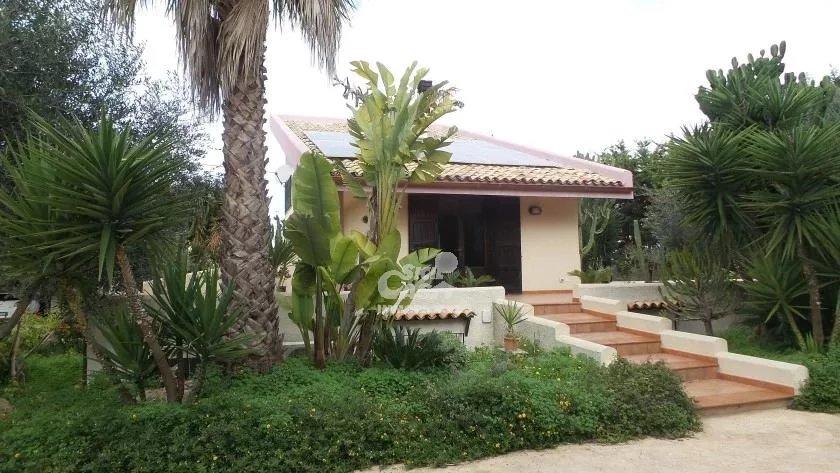 casa indipendente in vendita a Marsala