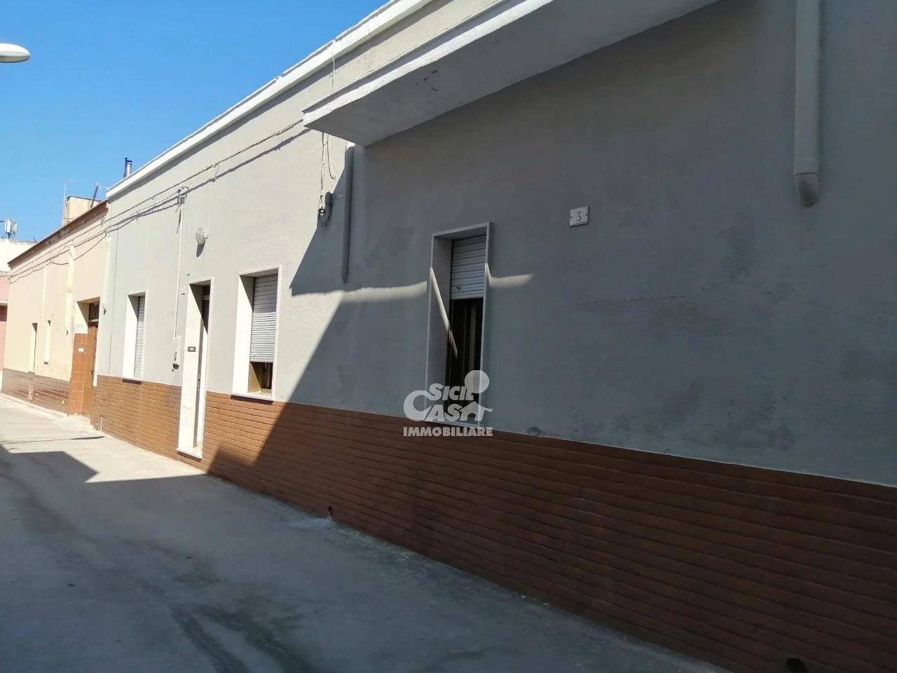 casa indipendente in vendita a Marsala