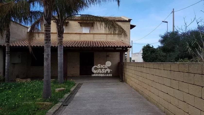 casa indipendente in vendita a Marsala
