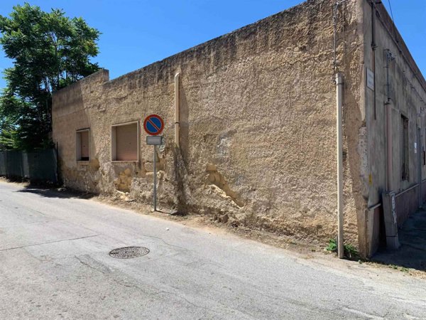 casa indipendente in vendita a Marsala in zona Tabaccaro