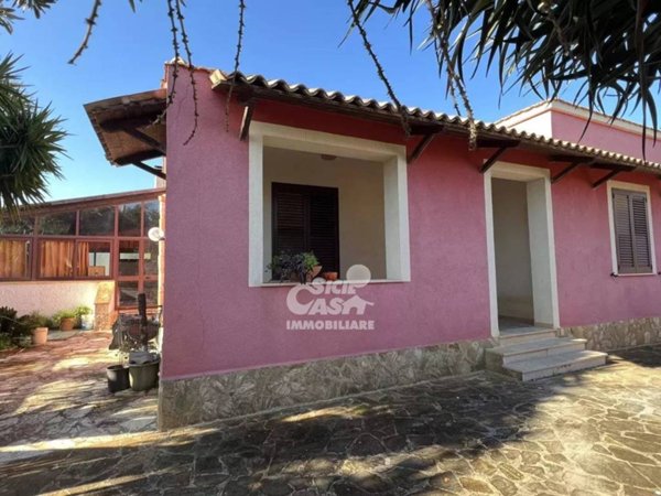 casa indipendente in vendita a Marsala