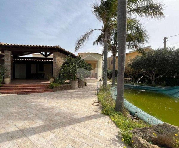 casa indipendente in vendita a Marsala