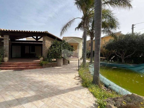 casa indipendente in vendita a Marsala