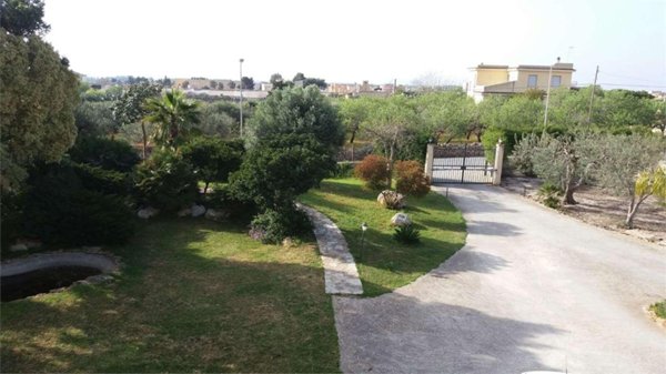 casa indipendente in vendita a Marsala