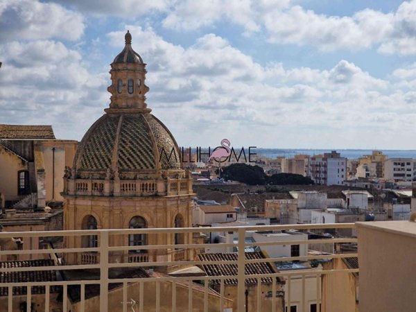 appartamento in vendita a Marsala in zona Centro Storico