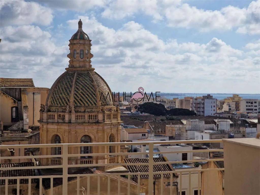 appartamento in vendita a Marsala in zona Centro Storico
