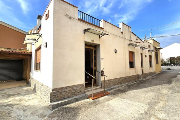 casa indipendente in vendita a Marsala