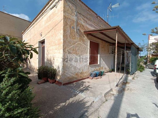 casa indipendente in vendita a Marsala in zona Tabaccaro