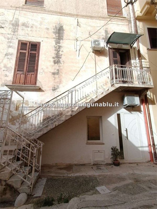 casa indipendente in vendita a Marsala in zona Centro Storico