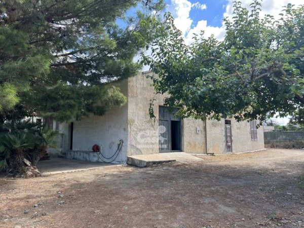 casa indipendente in vendita a Marsala