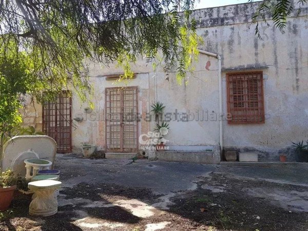 casa indipendente in vendita a Marsala