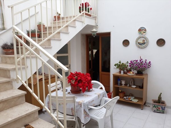 casa indipendente in vendita a Marsala in zona Centro Storico