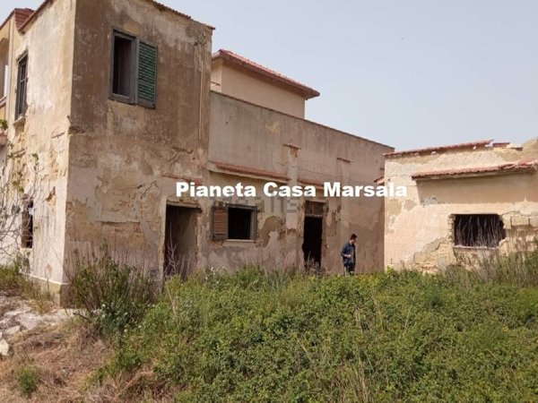 casa indipendente in vendita a Marsala