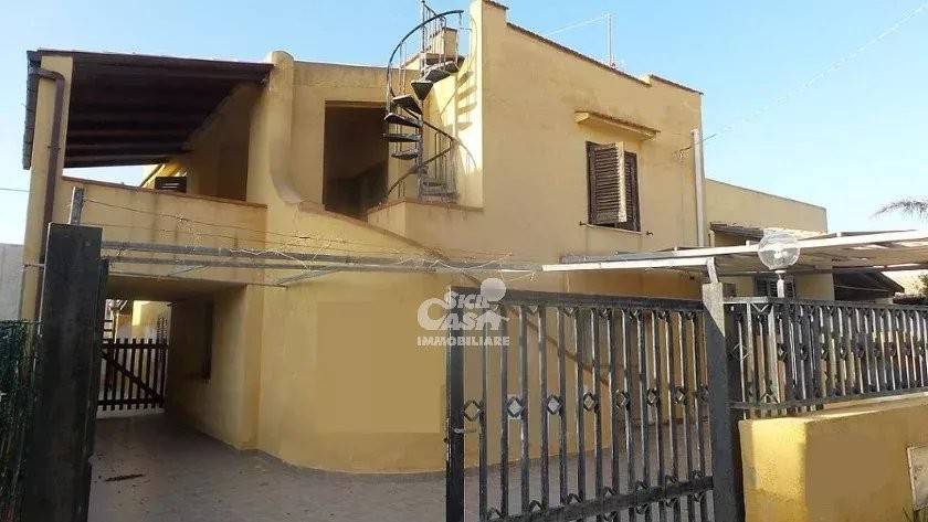 casa indipendente in vendita a Marsala in zona Casabianca