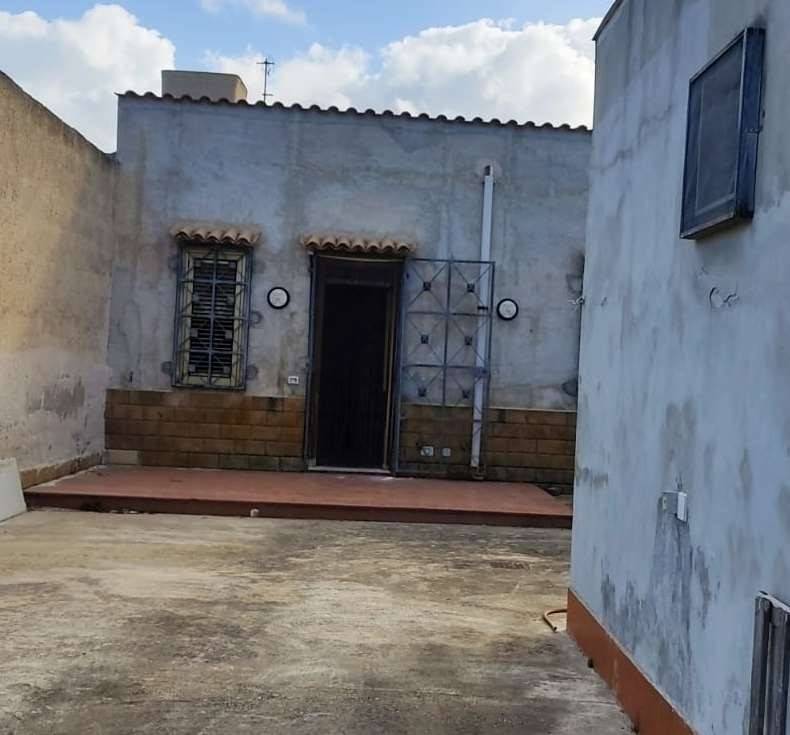 casa indipendente in vendita a Marsala