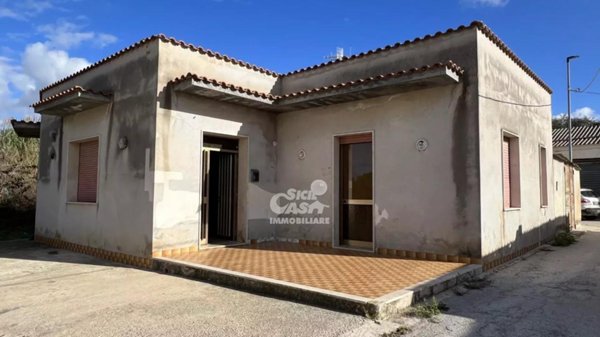 casa indipendente in vendita a Marsala