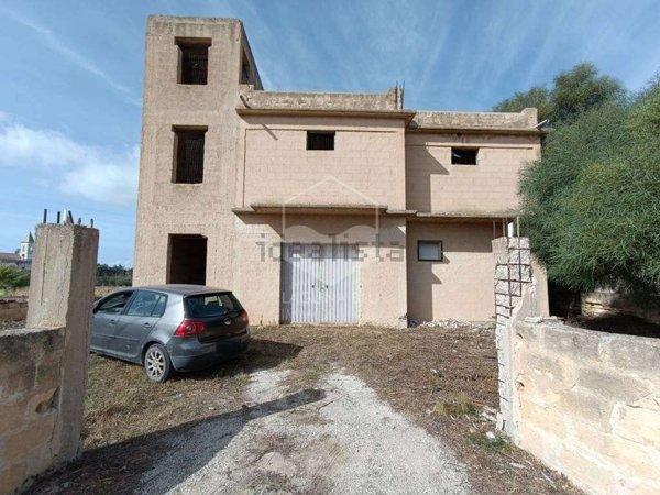 casa indipendente in vendita a Marsala
