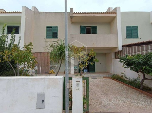 casa indipendente in vendita a Marsala