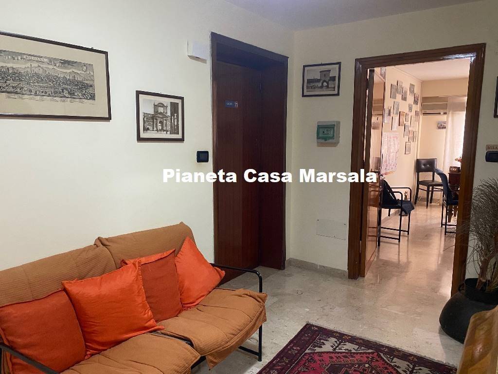ufficio in vendita a Marsala