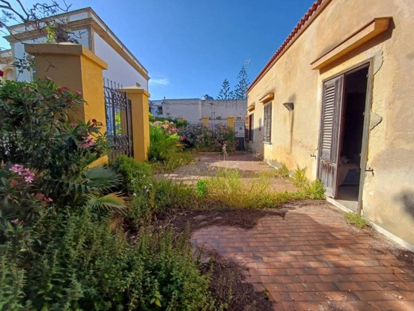 casa indipendente in vendita a Marsala