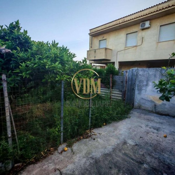 casa indipendente in vendita a Marsala