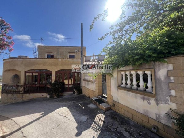 casa indipendente in vendita a Marsala